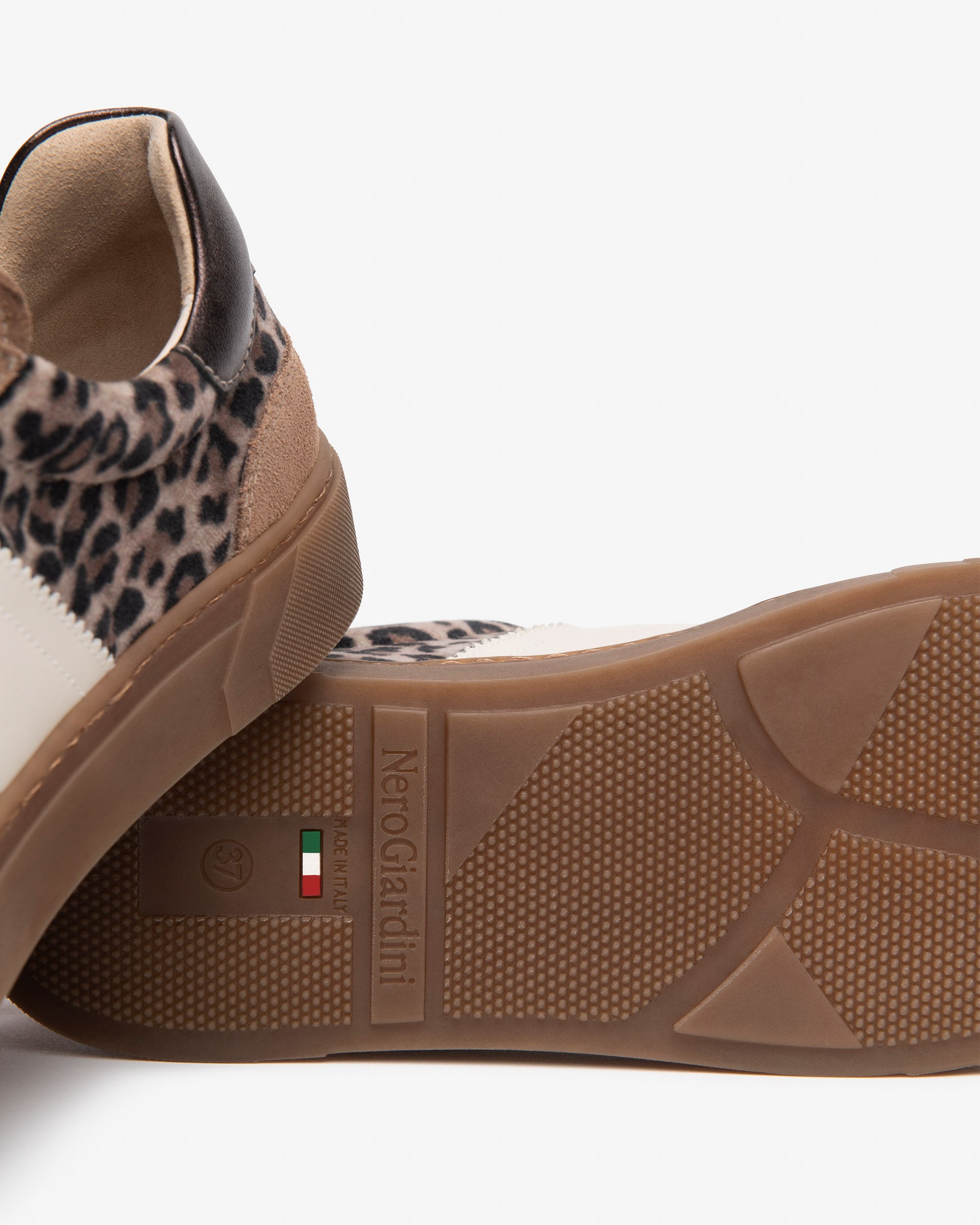 Sneakers Donna in Suede, Materiale Tecnico e Pelle