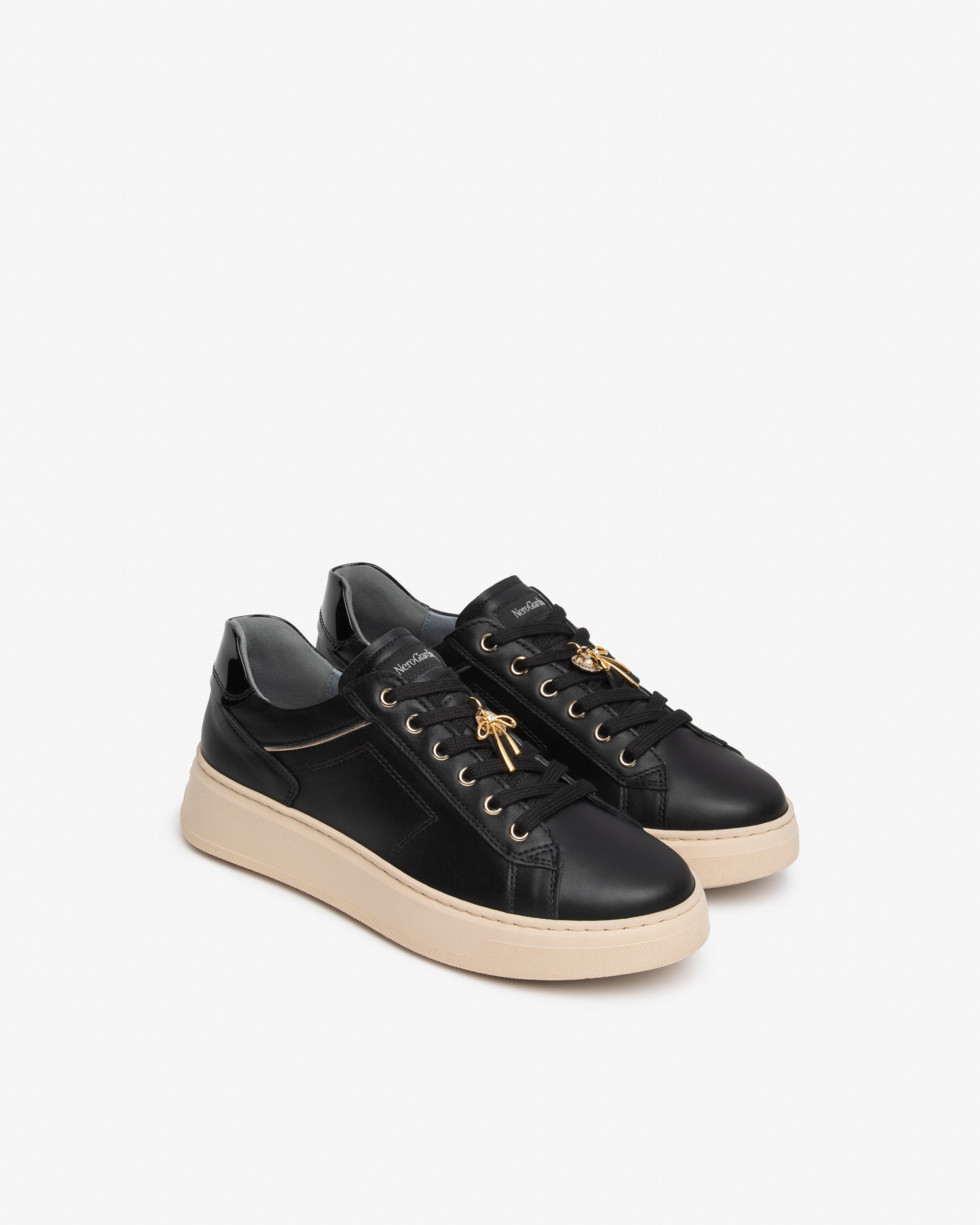 Sneakers Donna in Pelle, Vernice e Materiale Tecnico