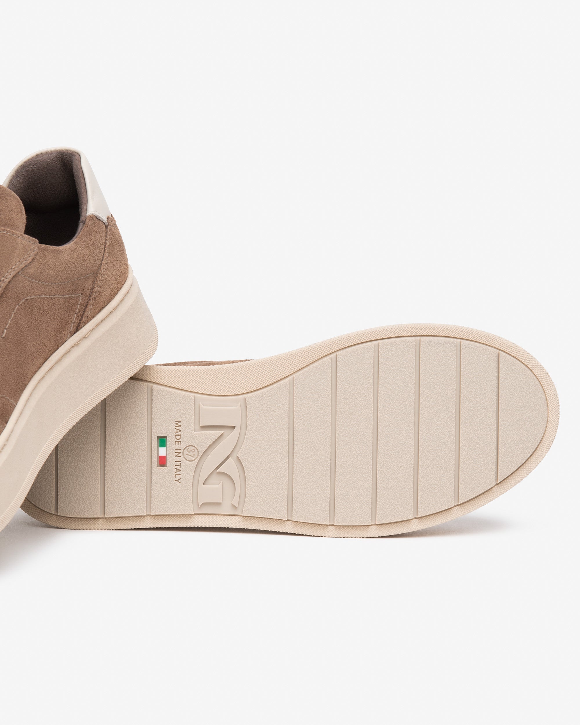 Sneakers Donna in Suede e Pelle