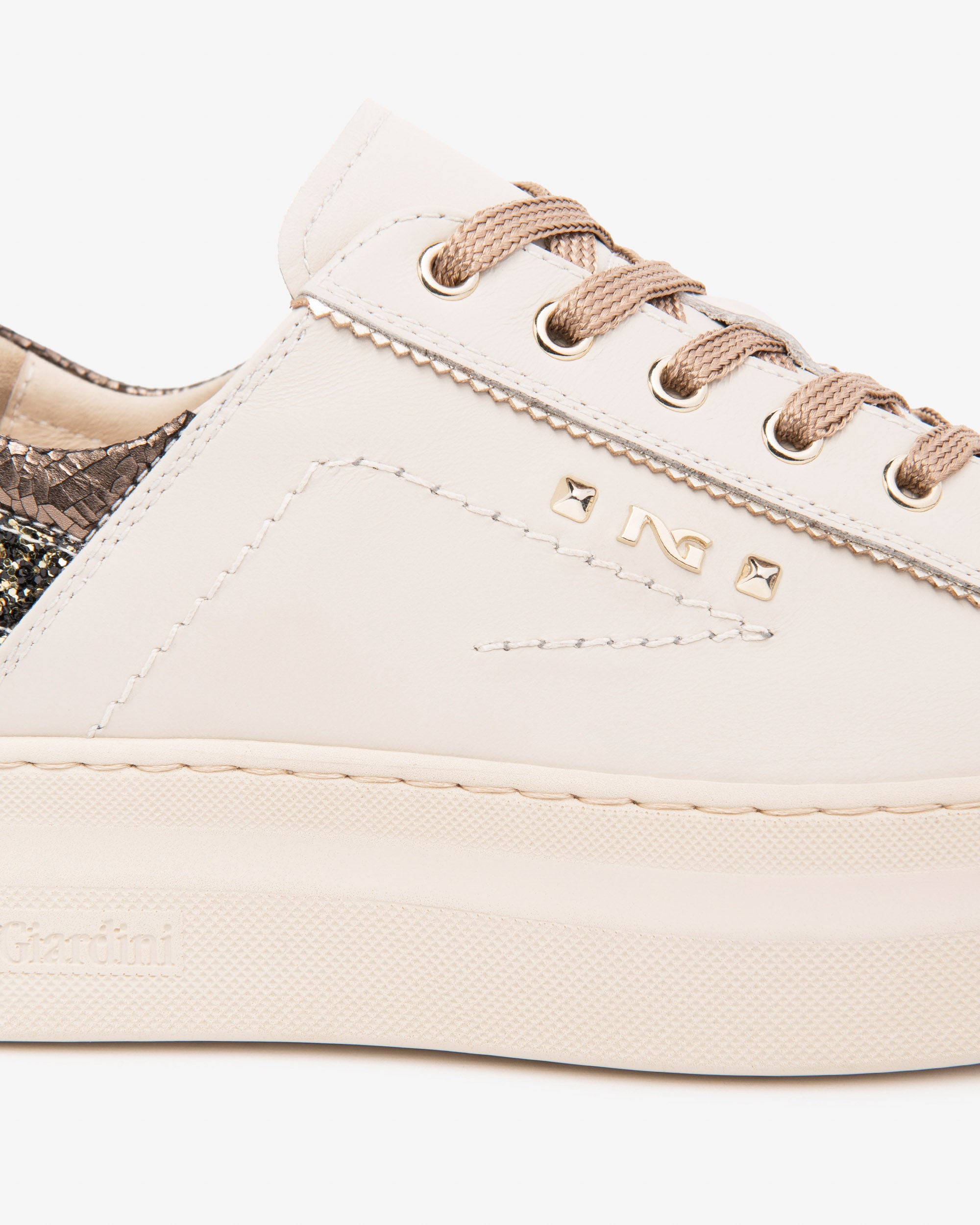 Sneakers Donna in Pelle e Materiale Tecnico