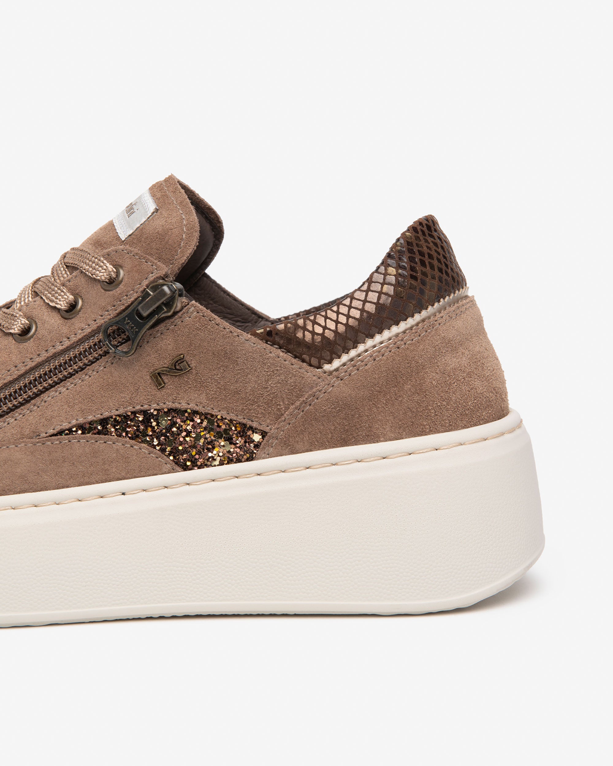 Sneakers Donna in Suede, Pelle e Materiale Tecnico