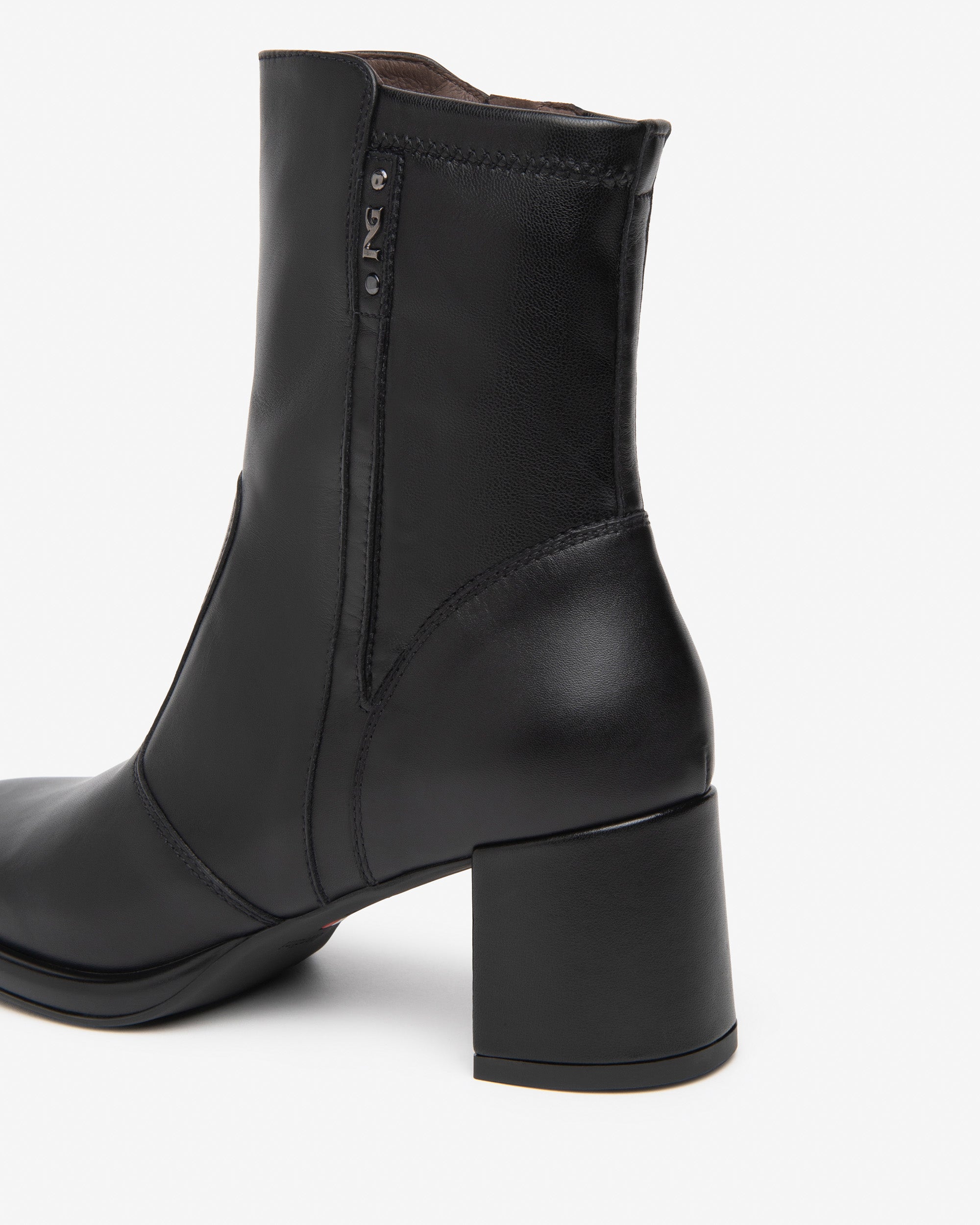 Tronchetti Donna in Pelle e Materiale Tecnico