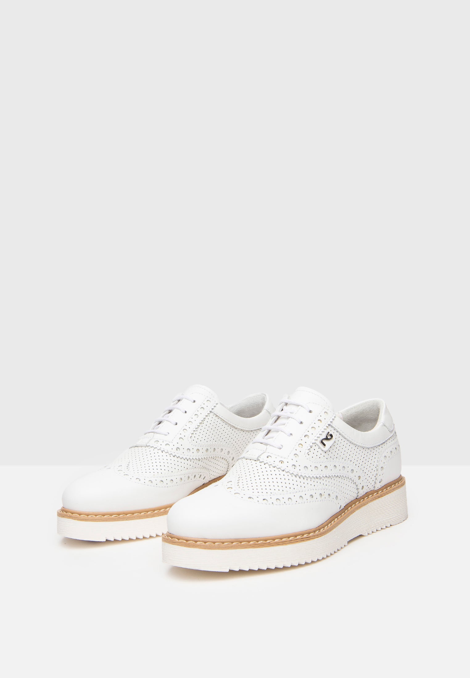Stringate Teens da Ragazza in Pelle