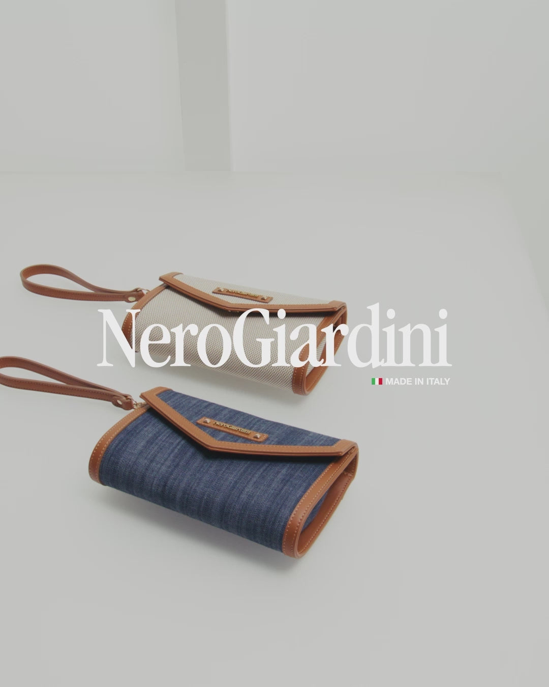 Pochette da Donna in Materiale Tecnico
