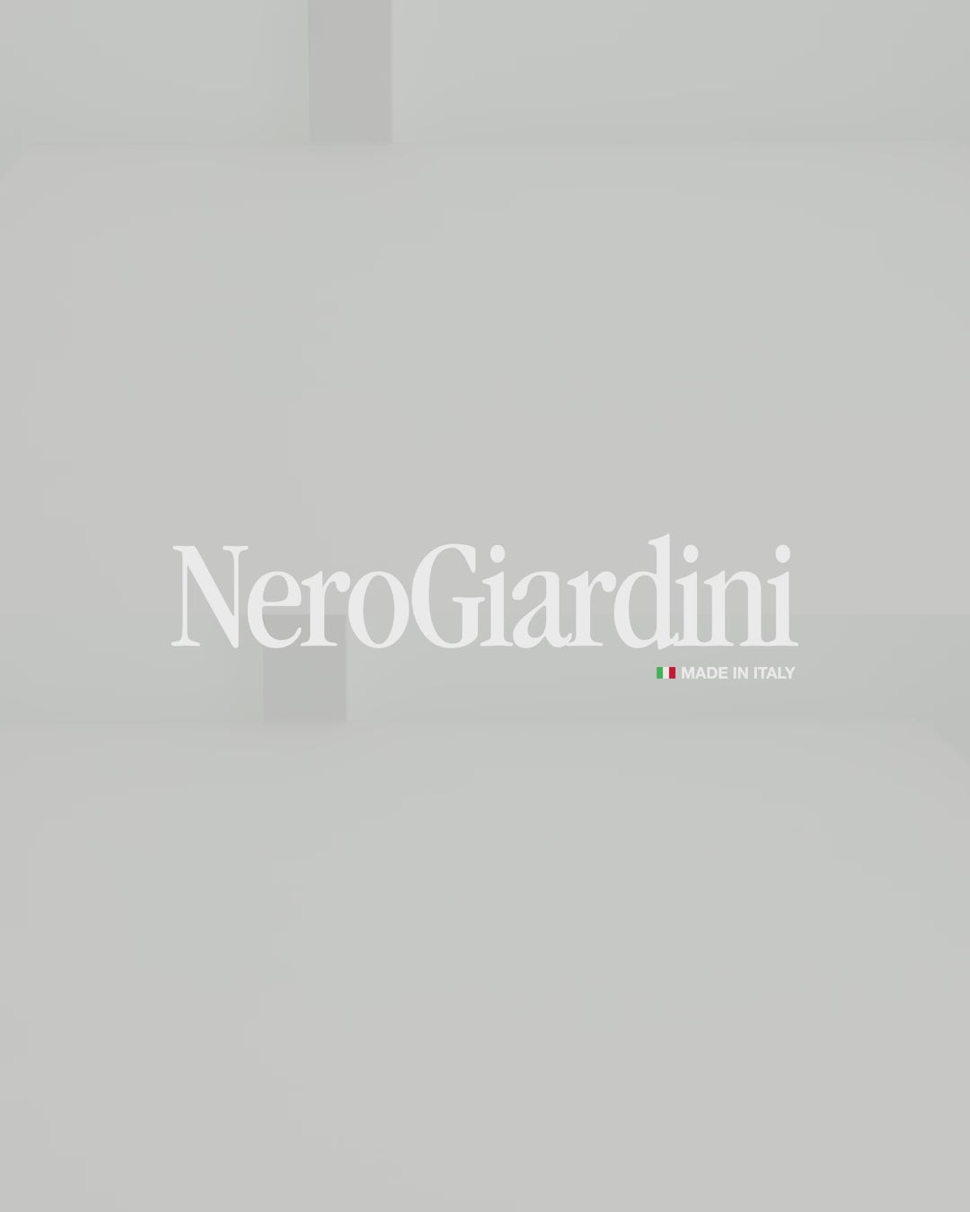 Women´s Leather and Fabric Sling-Backs