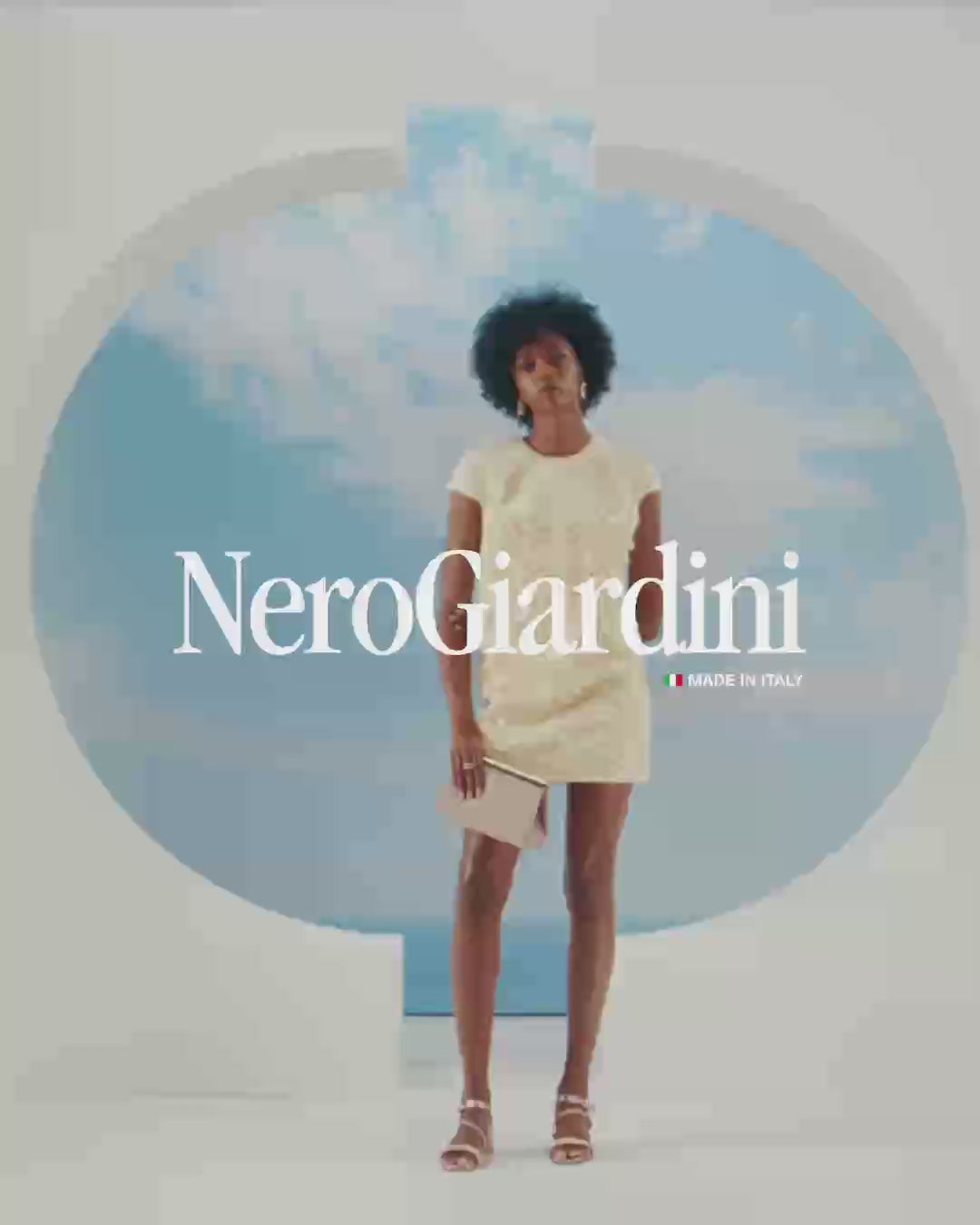 Women's technical material clutch