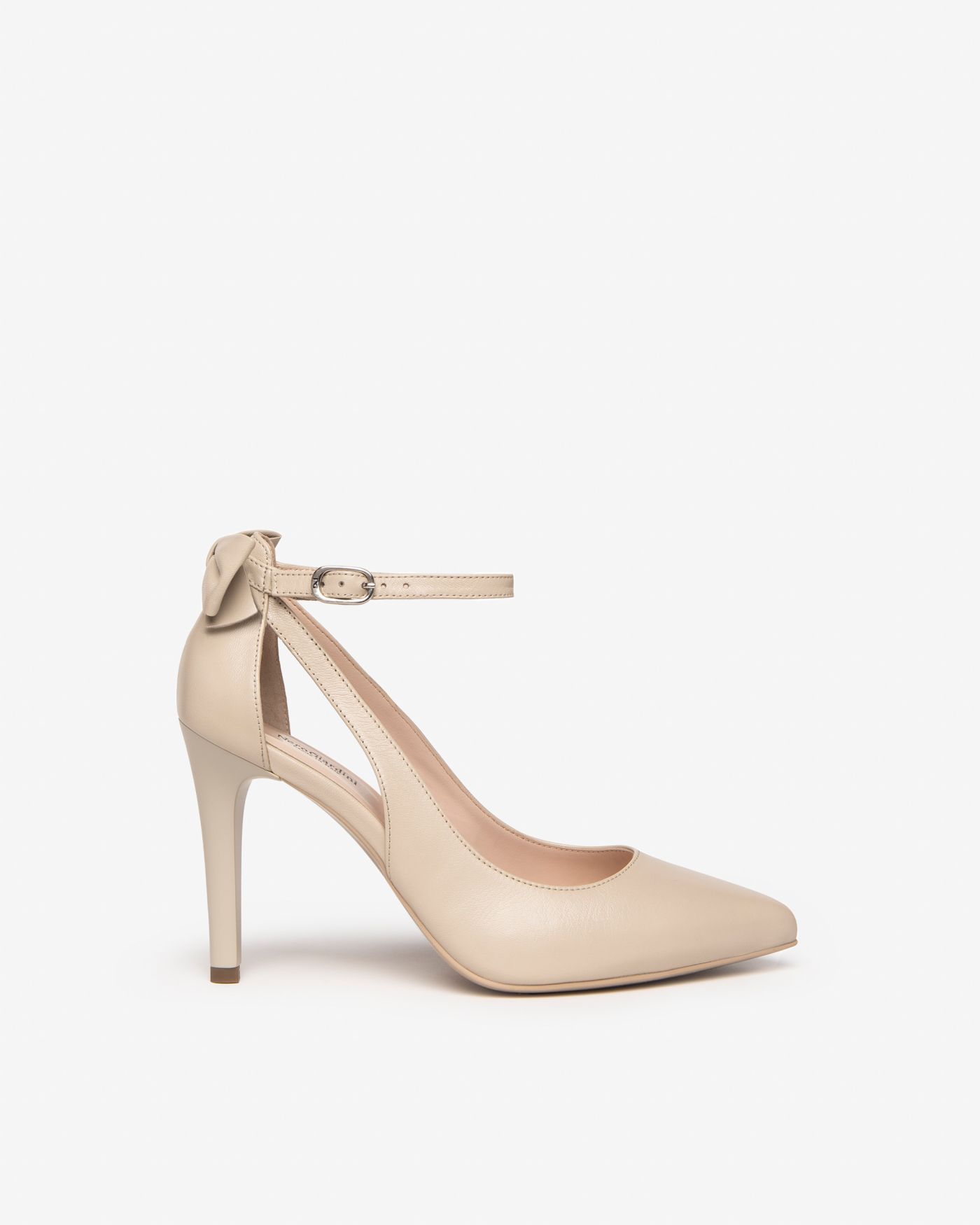 Women’s Leather Pumps